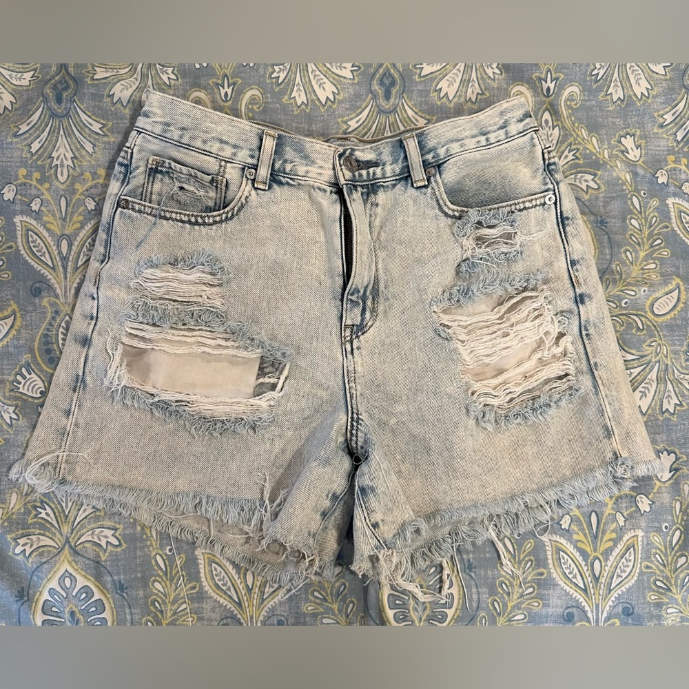 American eagle mom short